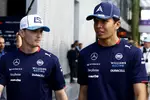 Foto zur News: Alexander Albon (Williams) und Logan Sargeant (Williams)