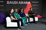 Foto zur News: Bruno Famin (Alpine), Mike Krack (Aston Martin), James Vowles (Williams), Christian Horner (Red Bull) in der Pressekonferenz