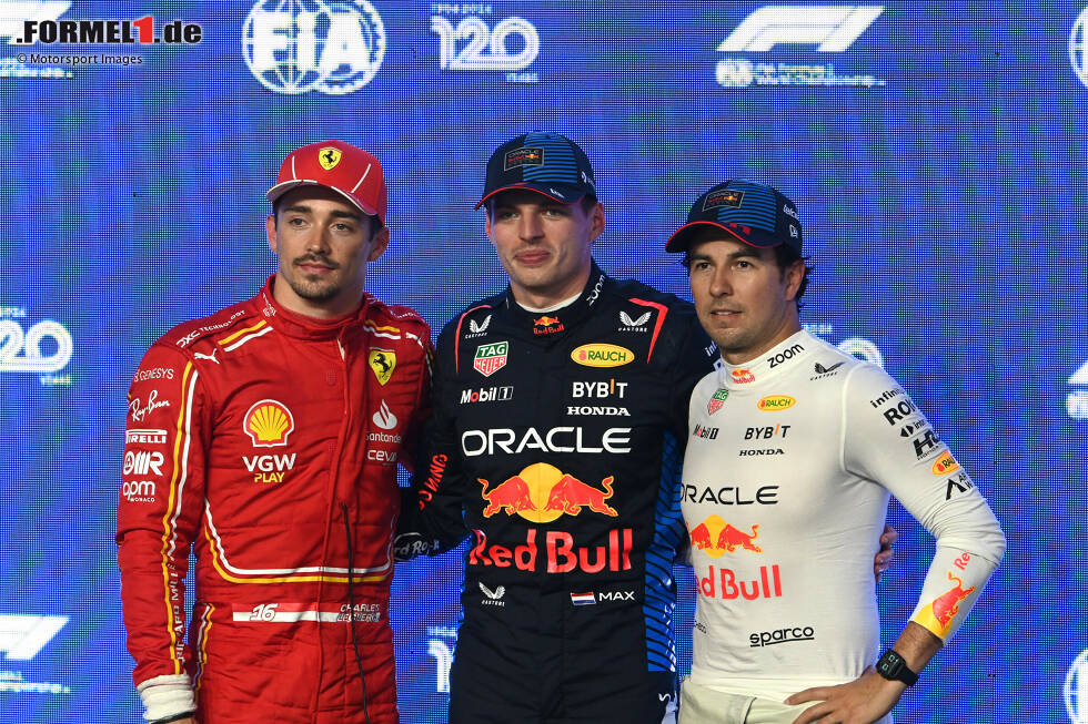 Foto zur News: Charles Leclerc (Ferrari), Max Verstappen (Red Bull) und Sergio Perez (Red Bull)