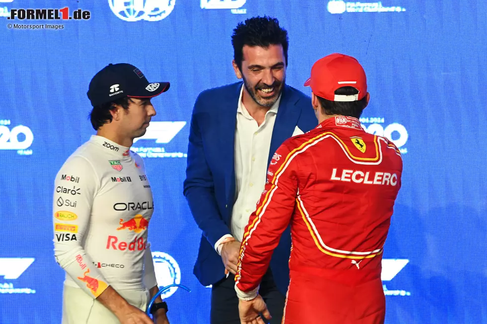 Foto zur News: Sergio Perez (Red Bull) und Charles Leclerc (Ferrari)