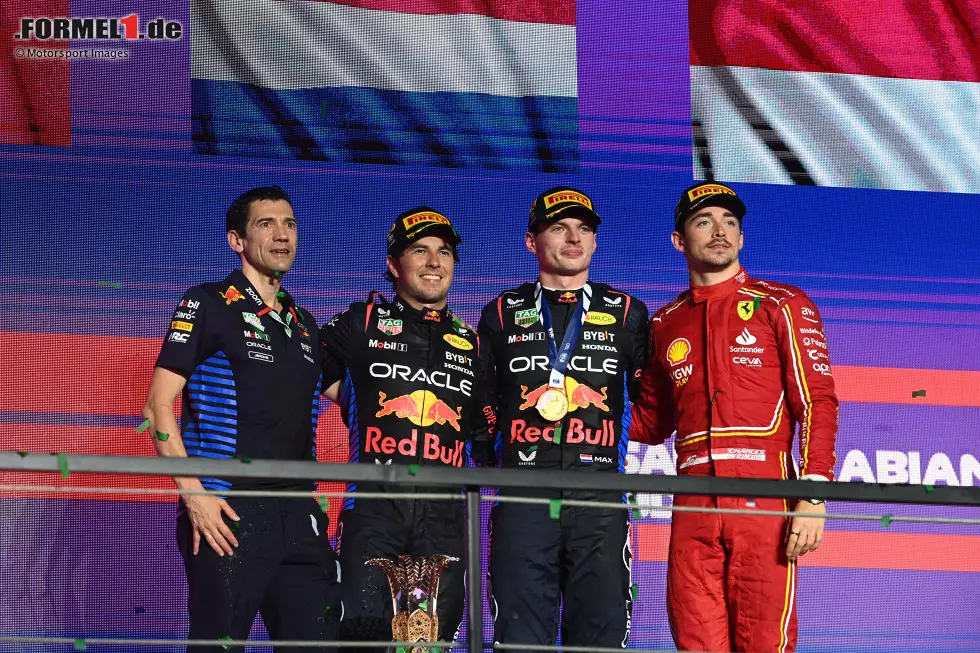 Foto zur News: Sergio Perez (Red Bull), Max Verstappen (Red Bull) und Charles Leclerc (Ferrari)