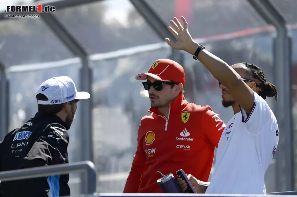 Foto zur News: Charles Leclerc (Ferrari) und Lewis Hamilton (Mercedes)