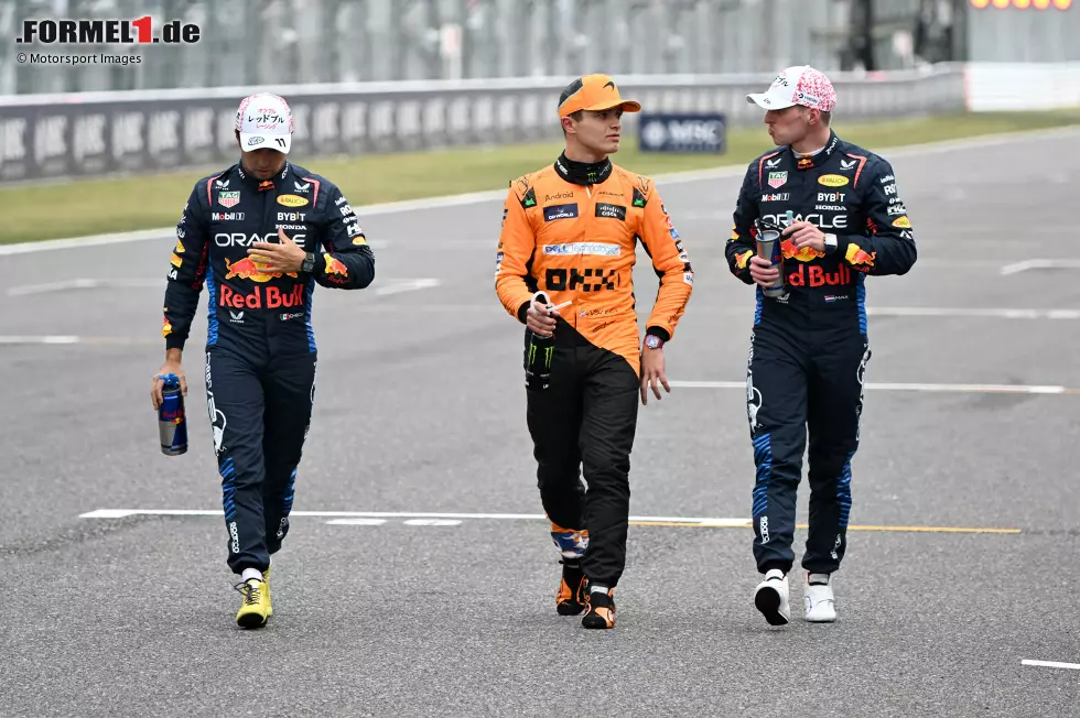 Foto zur News: Max Verstappen (Red Bull), Sergio Perez (Red Bull) und Lando Norris (McLaren)