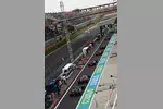 Foto zur News: Charles Leclerc (Ferrari), Oscar Piastri (McLaren) und Esteban Ocon (Alpine)