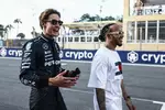 Foto zur News: George Russell (Mercedes) und Lewis Hamilton (Mercedes)