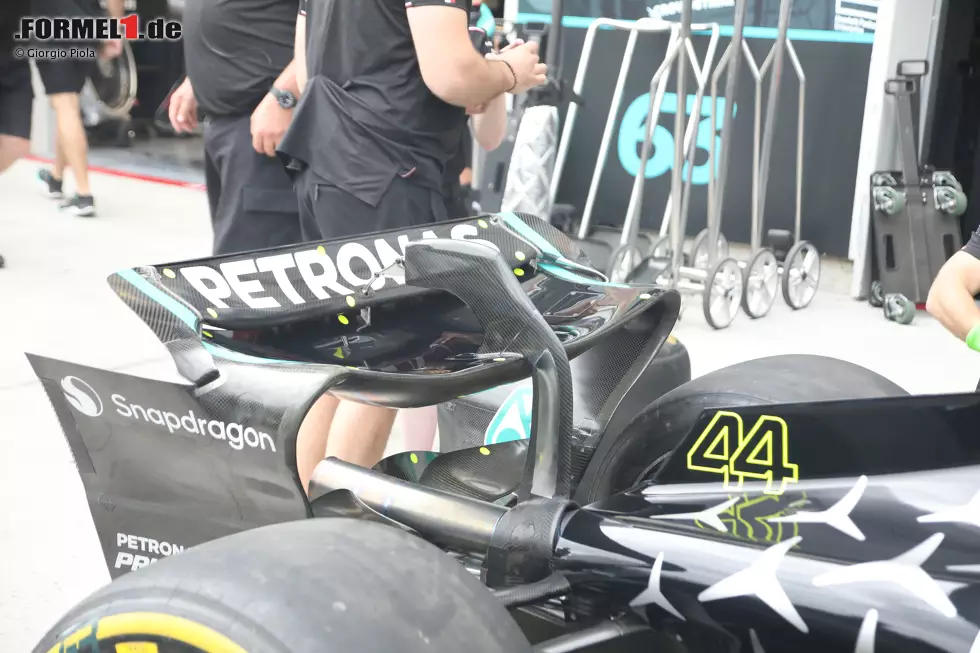 Foto zur News: Mercedes W15
