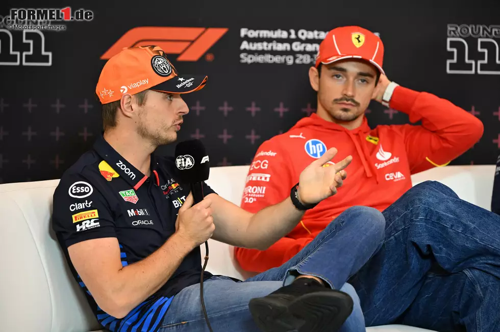 Foto zur News: Max Verstappen (Red Bull) und Charles Leclerc (Ferrari)