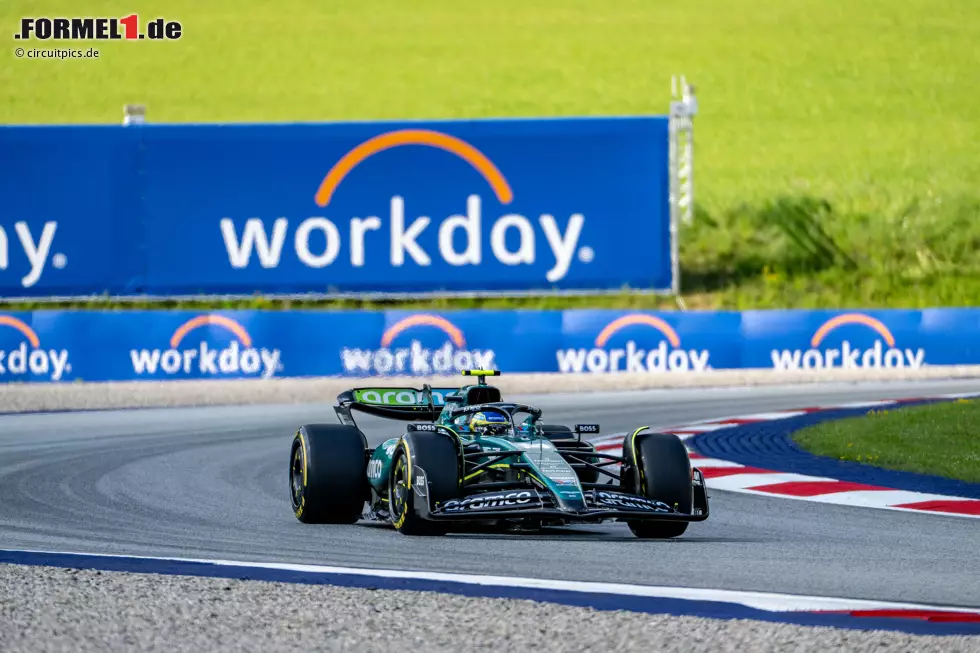 Foto zur News: Fernando Alonso (Aston Martin)