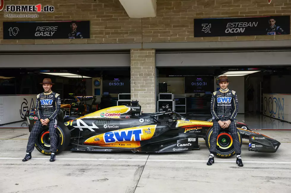 Foto zur News: Pierre Gasly (Alpine) und Esteban Ocon (Alpine)