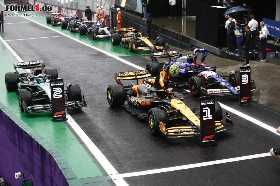 Lando Norris (McLaren), George Russell (Mercedes) und Yuki Tsunoda (Racing Bulls) Foto zur News: Lando Norris (McLaren), George Russell (Mercedes) und Yuki Tsunoda (Racing Bulls)