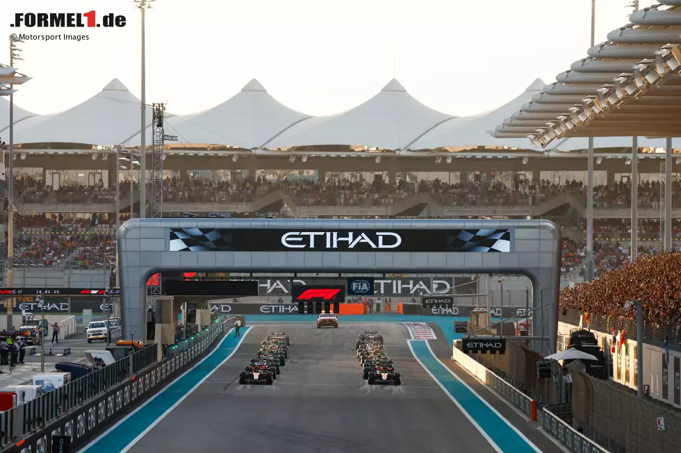 Foto zur News: Lando Norris (McLaren) und Oscar Piastri (McLaren)