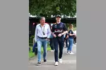 Foto zur News: Chris Vermeulen und Max Verstappen (Red Bull)