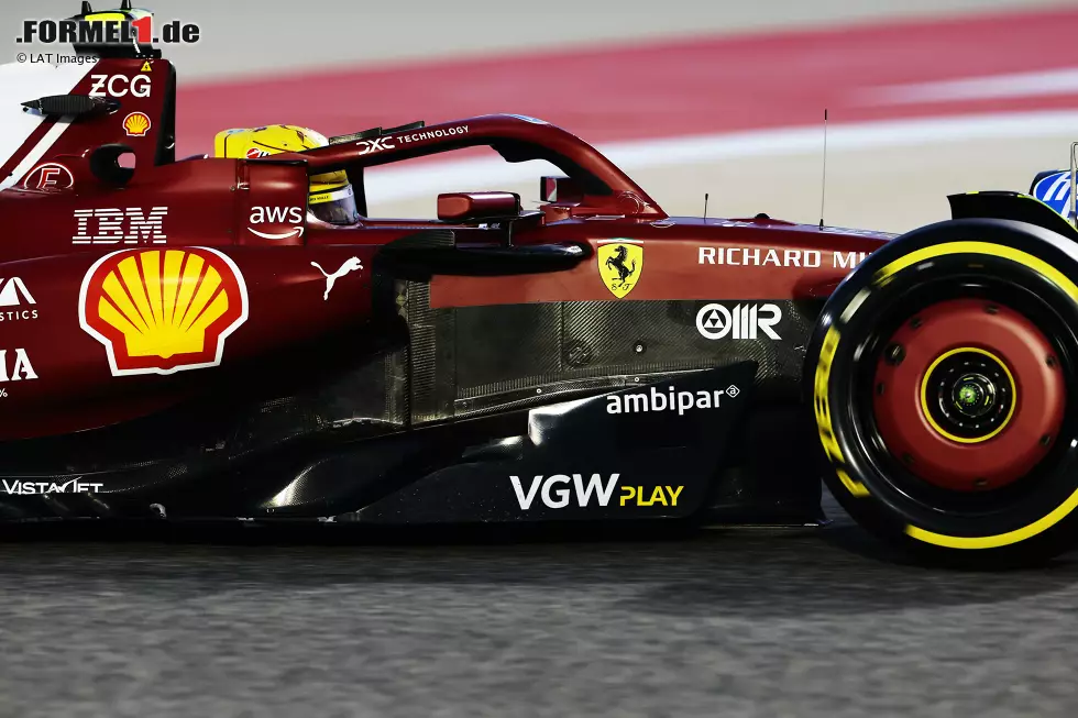 Foto zur News: Lewis Hamilton (Ferrari)