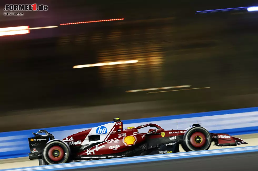 Foto zur News: Lewis Hamilton (Ferrari)
