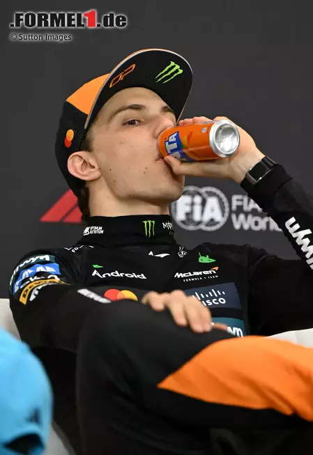 Foto zur News: Oscar Piastri (McLaren)