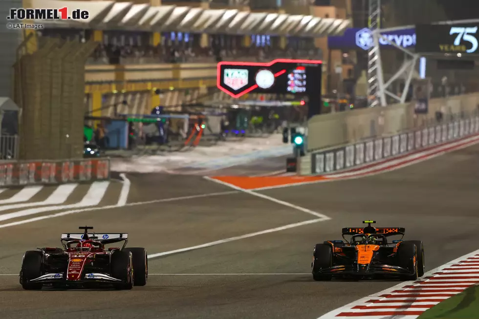 Foto zur News: Charles Leclerc (Ferrari) und Lando Norris (McLaren)