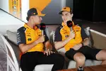 Foto zur News: Lando Norris (McLaren) und Oscar Piastri (McLaren)