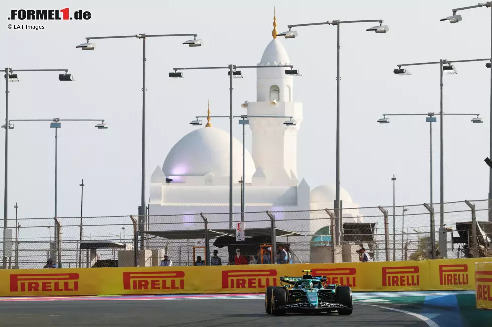Foto zur News: Fernando Alonso (Aston Martin)