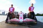 Foto zur News: Isack Hadjar (Racing Bulls) und Liam Lawson (Racing Bulls)