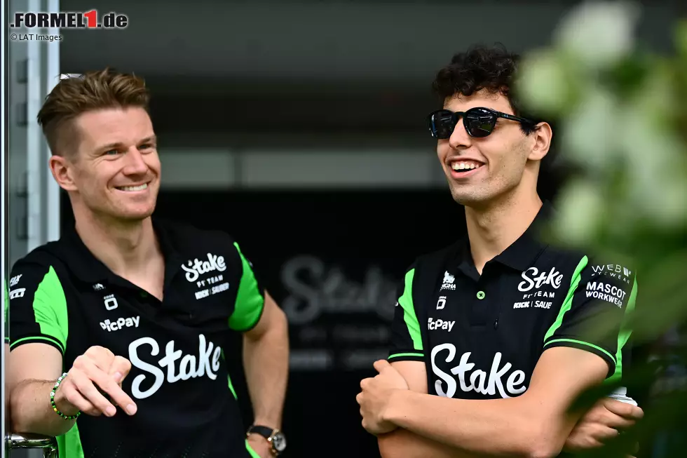 Foto zur News: Nico Hülkenberg (Sauber) und Gabriel Bortoleto (Sauber)