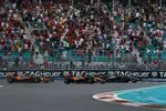 Foto zur News: Andrea Kimi Antonelli und Oscar Piastri (McLaren)