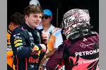 Foto zur News: Andrea Kimi Antonelli und Max Verstappen (Red Bull)