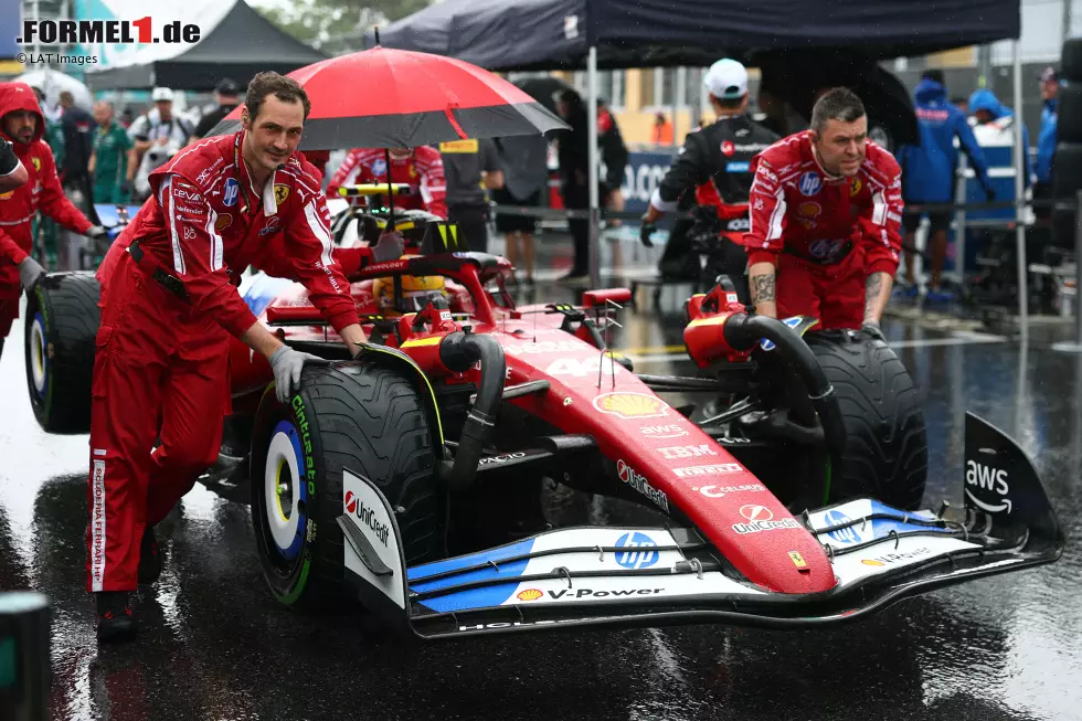 Foto zur News: Lewis Hamilton (Ferrari)