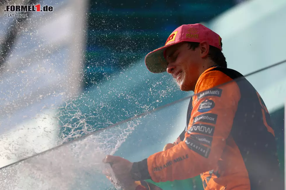 Foto zur News: Oscar Piastri (McLaren)
