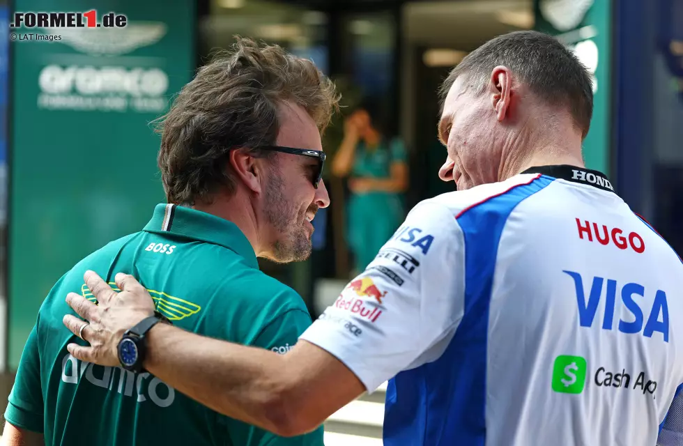 Foto zur News: Fernando Alonso (Aston Martin)