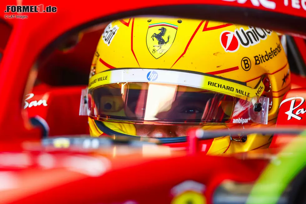 Foto zur News: Lewis Hamilton (Ferrari)
