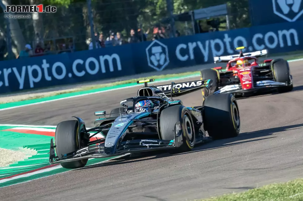 Foto zur News: Andrea Kimi Antonelli und Lewis Hamilton (Ferrari)