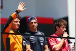 Foto zur News: Lando Norris (McLaren), Carlos Sainz (Williams) und Charles Leclerc (Ferrari)