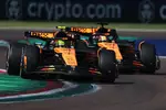 Foto zur News: Lando Norris (McLaren) und Oscar Piastri (McLaren)