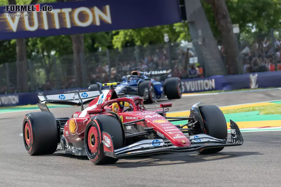 Foto zur News: Lewis Hamilton (Ferrari)