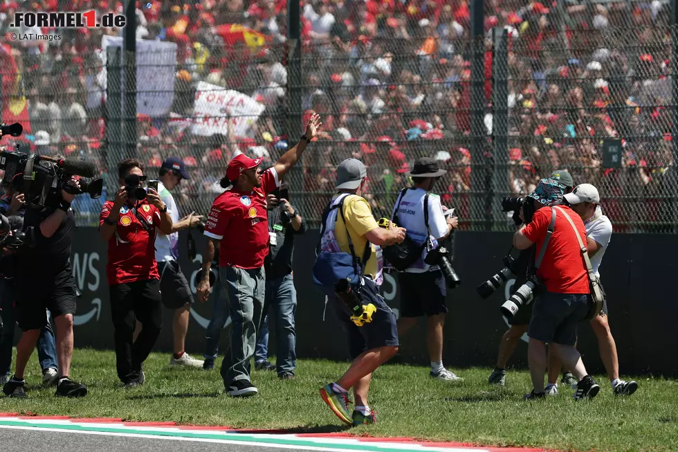 Foto zur News: Lewis Hamilton (Ferrari)