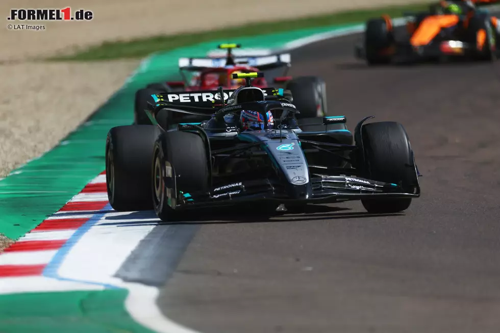 Foto zur News: Andrea Kimi Antonelli und Lewis Hamilton (Ferrari)
