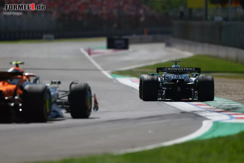 Foto zur News: George Russell (Mercedes) und Lando Norris (McLaren)