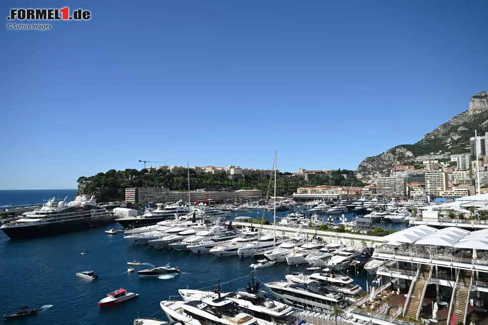 Foto zur News: Blick auf den Hafen in Monaco