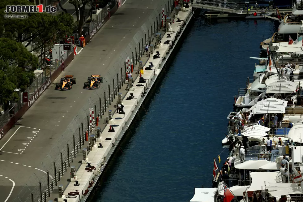 Foto zur News: Oscar Piastri (McLaren) und Lando Norris (McLaren)