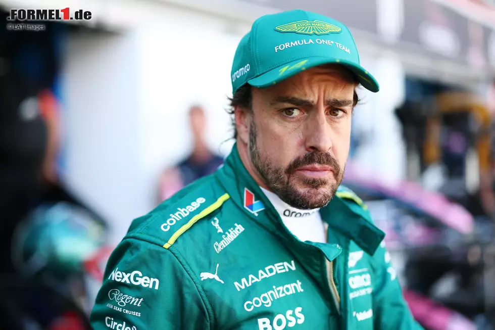 Foto zur News: Fernando Alonso (Aston Martin)