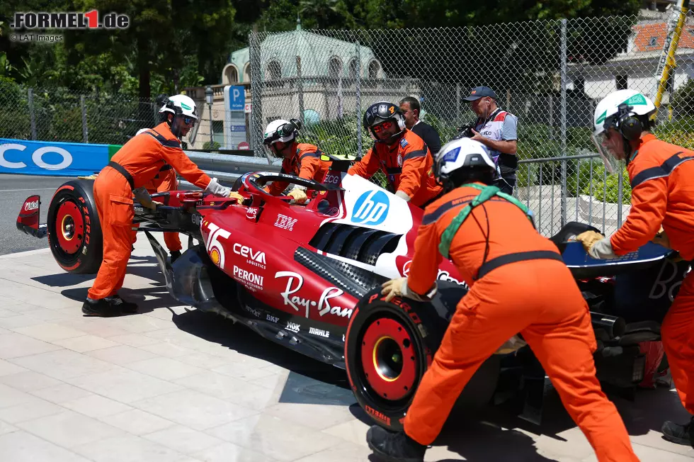 Foto zur News: Lewis Hamilton (Ferrari)