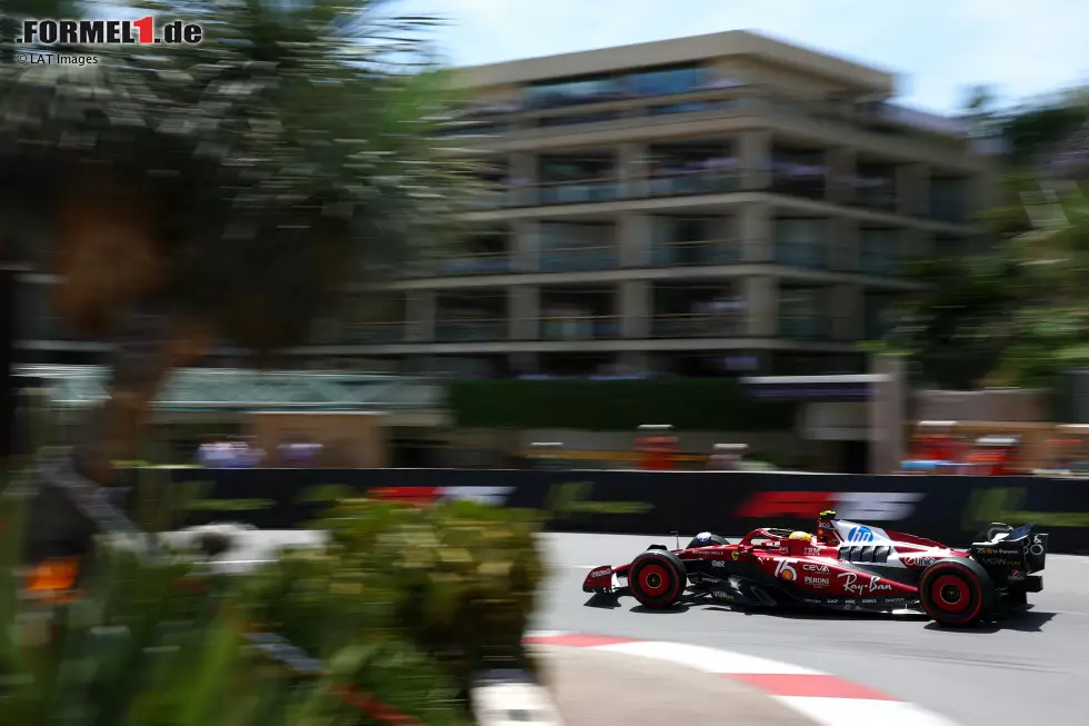 Foto zur News: Lewis Hamilton (Ferrari)