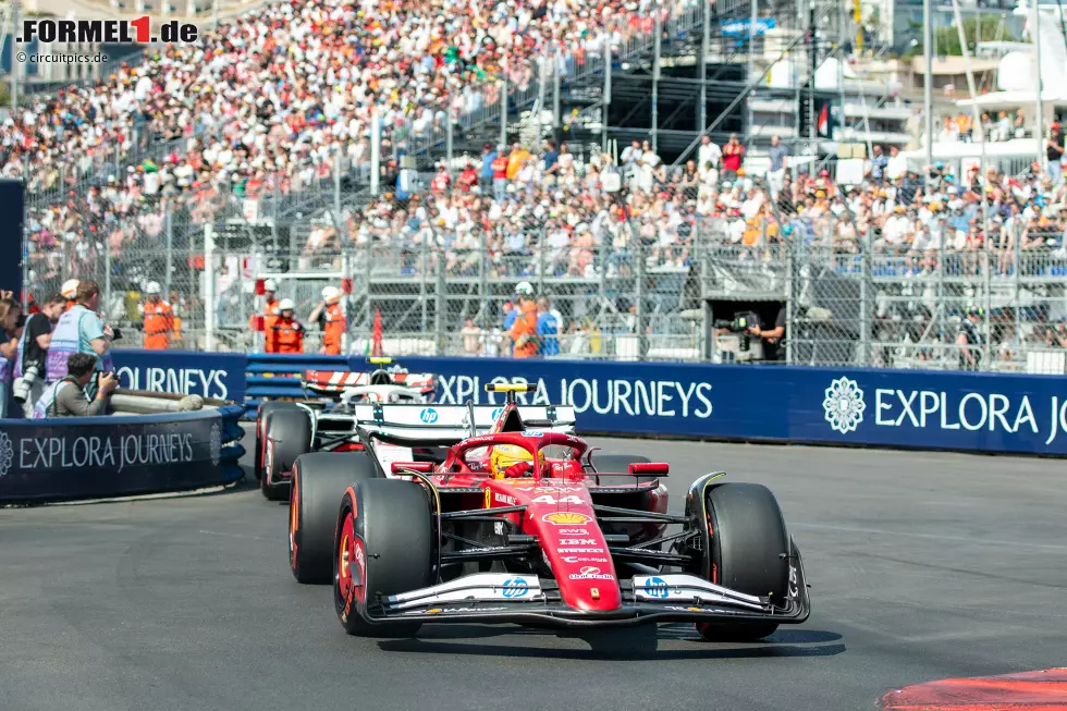 Foto zur News: Lewis Hamilton (Ferrari)