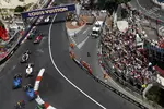 Foto zur News: Isack Hadjar (Racing Bulls), Fernando Alonso (Aston Martin), Lewis Hamilton (Ferrari) und Esteban Ocon (Haas)