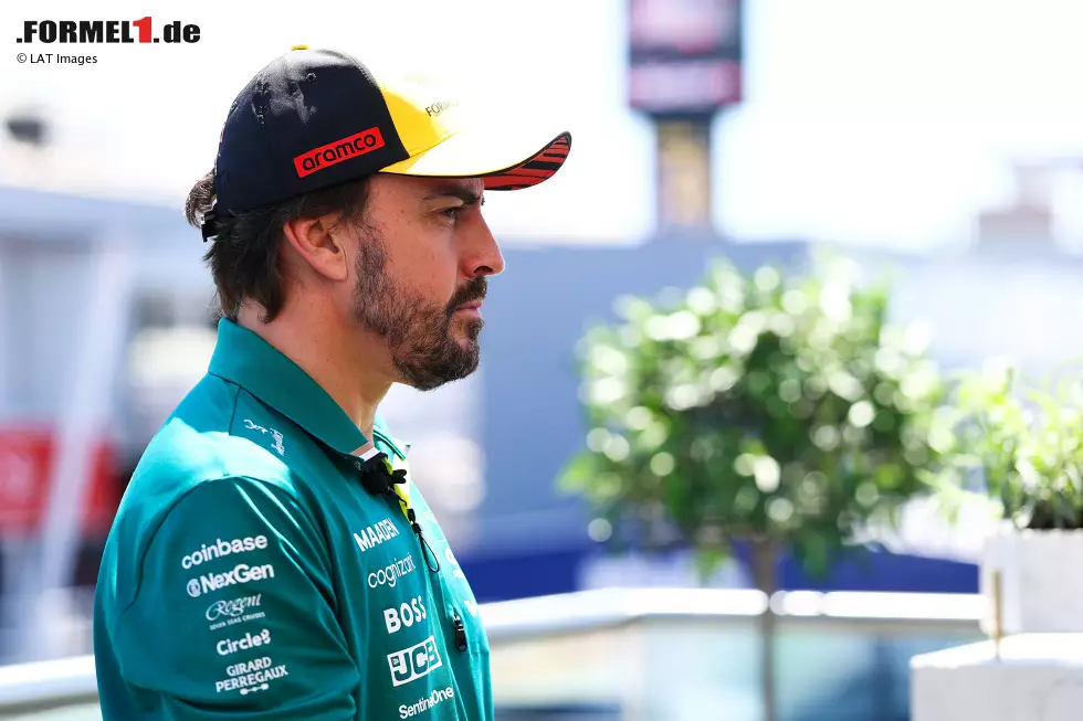Foto zur News: Fernando Alonso (Aston Martin)