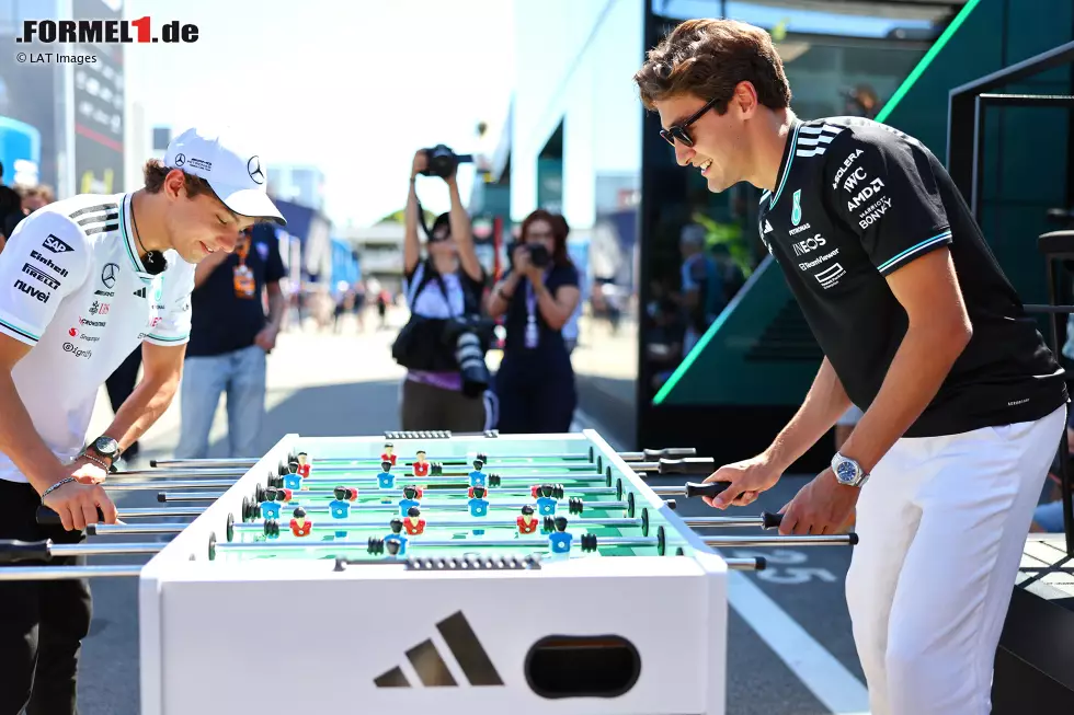 Foto zur News: Andrea Kimi Antonelli und George Russell (Mercedes)