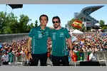 Foto zur News: Pedro de la Rosa und Fernando Alonso (Aston Martin)