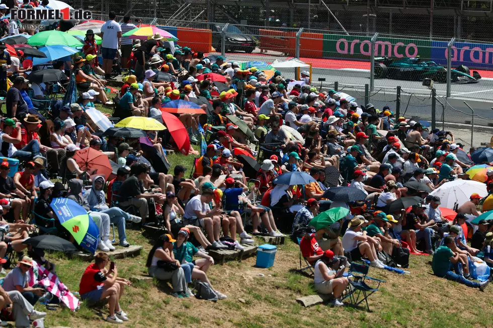 Foto zur News: Fernando Alonso (Aston Martin)
