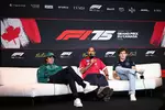 Foto zur News: Lance Stroll (Aston Martin), Lewis Hamilton (Ferrari) und Franco Colapinto (Alpine)