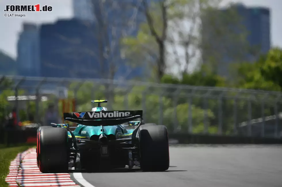 Foto zur News: Fernando Alonso (Aston Martin)